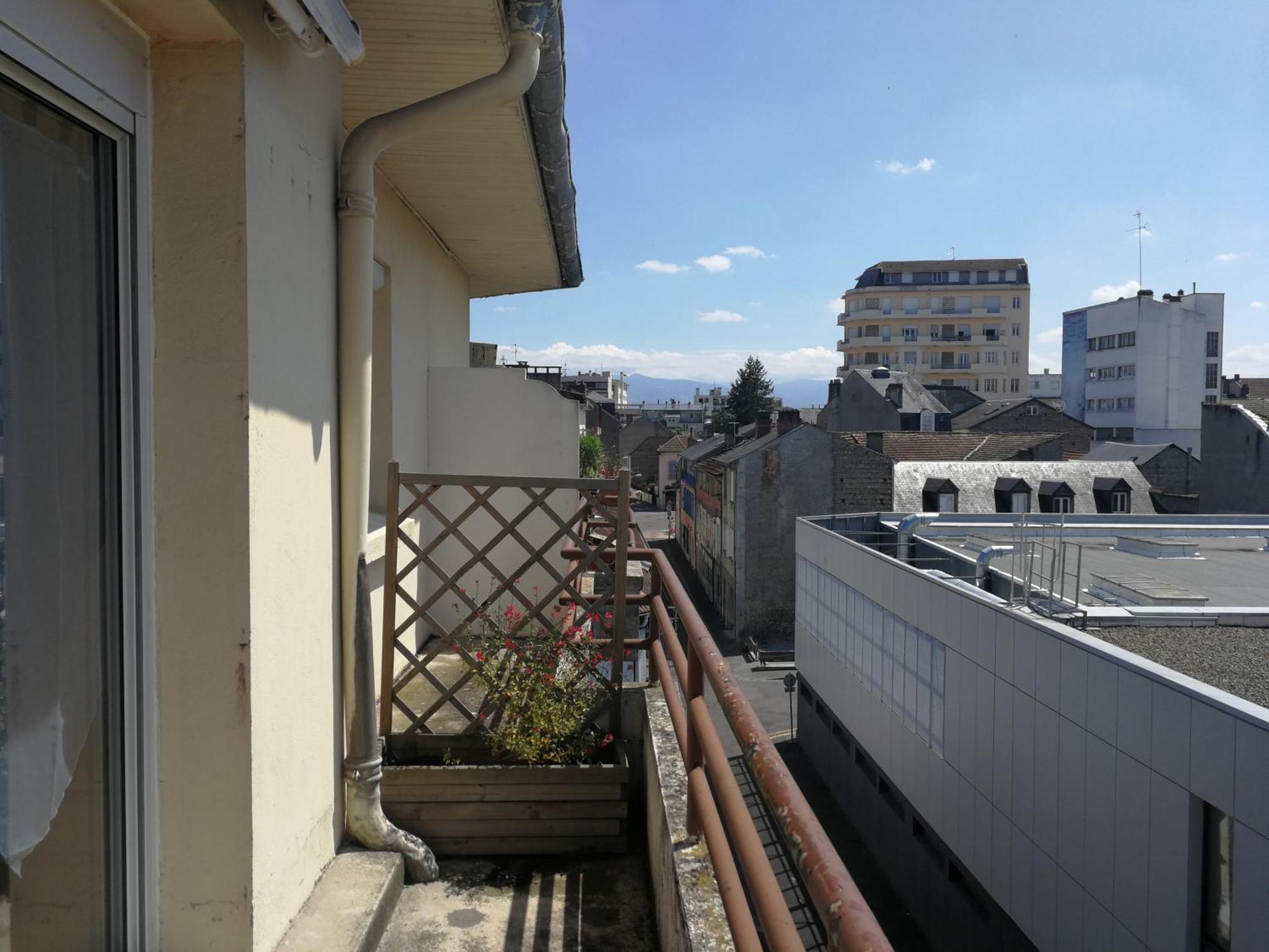 Appartement T4 NEUF et LUMINEUX avec Balcon - 3ème étage sans ascenseur Tarbes Extérieur photo