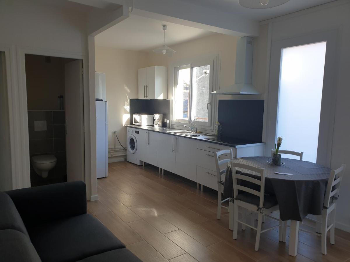 Appartement T4 NEUF et LUMINEUX avec Balcon - 3ème étage sans ascenseur Tarbes Extérieur photo